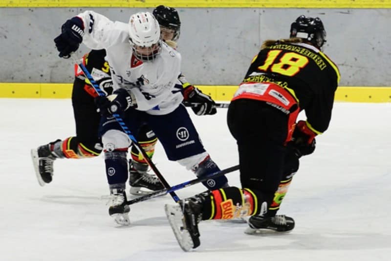 Foto: Frauen Eisbären Juniors Berlin