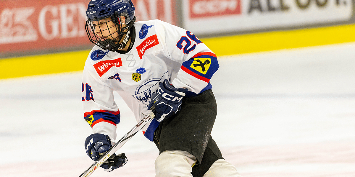 Fraueneishockey AWHL KSV Highlanders Sara Confidenti (c) Wolfgang Handler 20241021