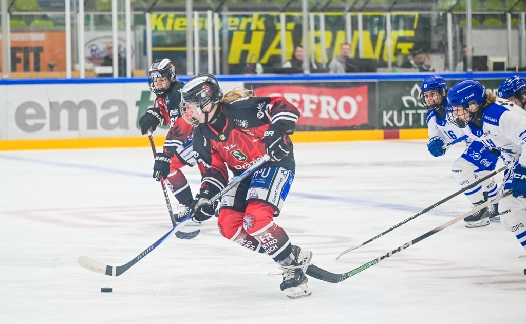 Fraueneishockey ECDC Memmingen Indians Frauen EV Zug (c) Alwin Zwibel_20250908