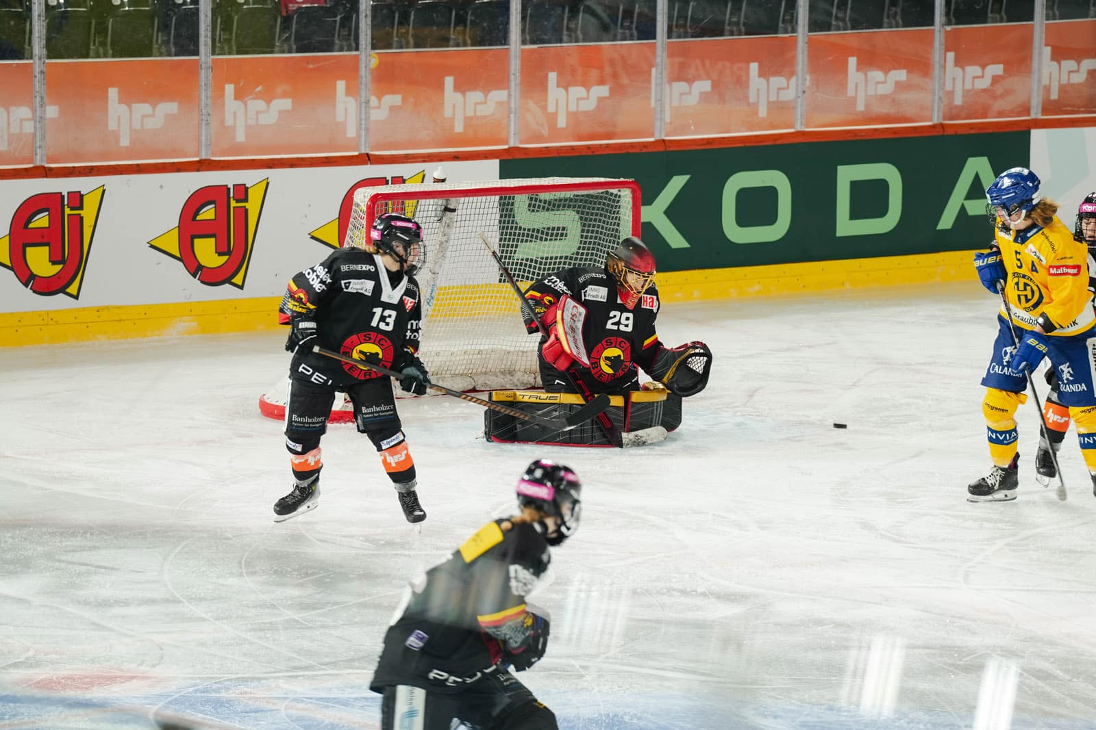Fraueneishockey SC Bern Frauen HC Davos Frauen_20251116