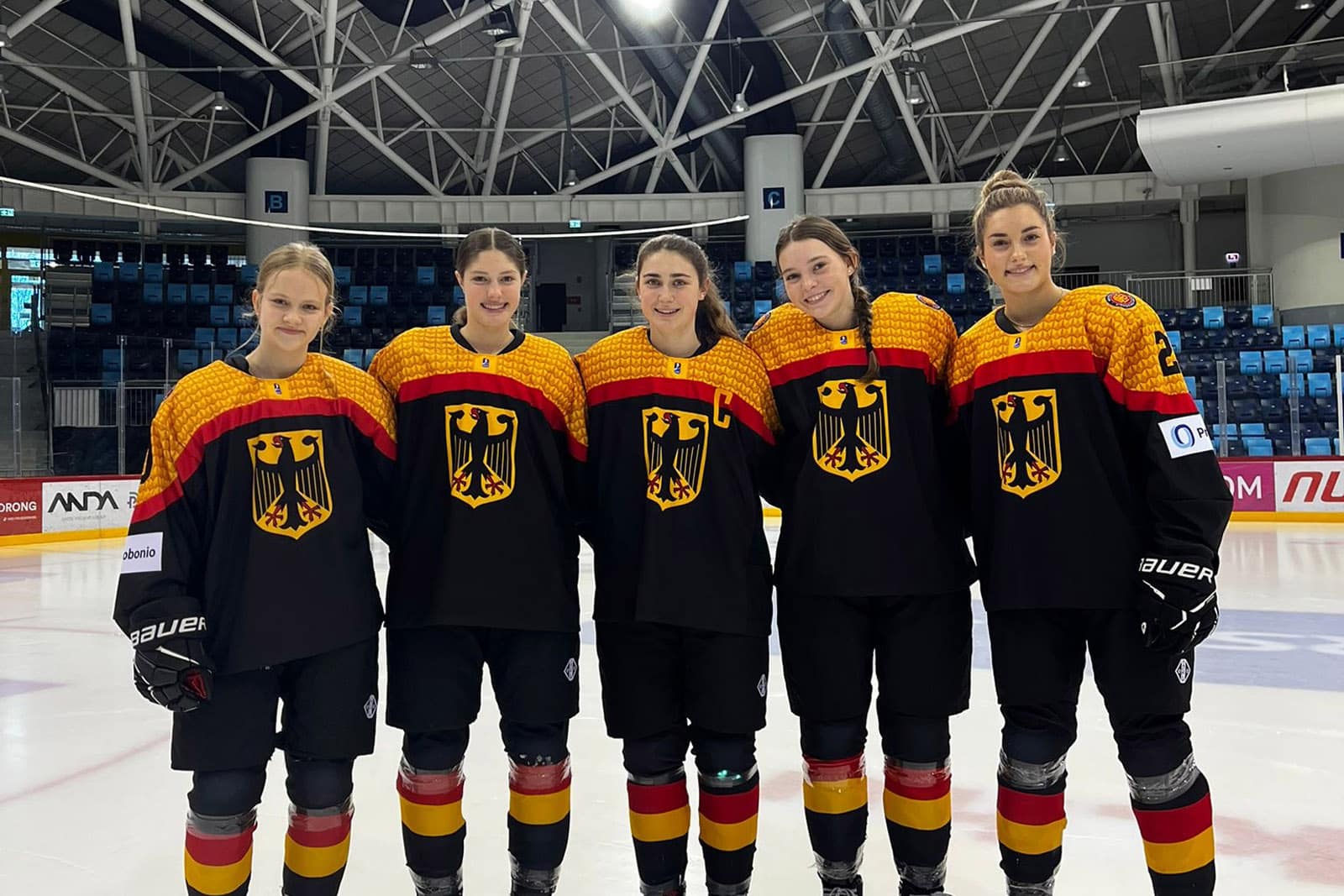 Fraueneishockey U18-WM ECDC Memmingen Indians Frauen 20250104