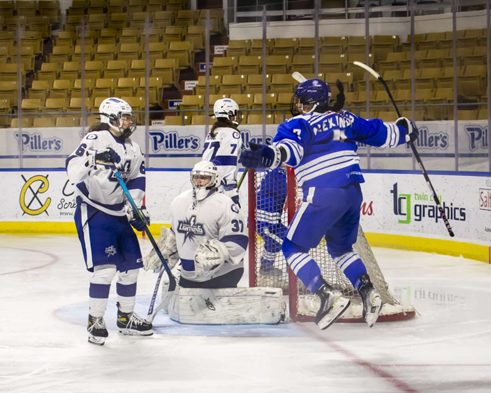 Etob Dolphins USA - Canada Cup vs Durham West, 05.12.2021